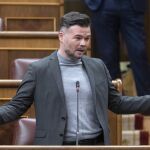 Rufián recela del pacto de menores migrantes por el "tufillo" de Junts, pero no lo bloqueará porque hay que solucionarlo