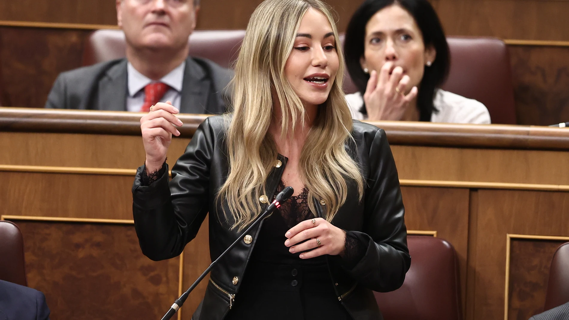 La diputada del PP Noelia Núñez interviene durante una sesión de control al Gobierno, en el Congreso de los Diputados, a 19 de marzo de 2025, en Madrid (España). El gasto en defensa protagoniza la sesión de control al Gobierno tras la reunión del presidente del Gobierno con los grupos parlamentarios. Además, han hablado del acuerdo de ayer entre el Gobierno y Junts sobre la modificación de la Ley de Extranjería y el reparto de menores migrantes de Canarias. 19 MARZO 2025;DEFENSA;CONGRESO Ed...