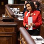 La ministra de Defensa respondía hoy en el Congreso preguntas sobre el gasto militar