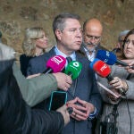Page tacha de "insultante" la legislación en reparto de menores y avisa al Gobierno: "Vamos a ser solidarios, tontos no"