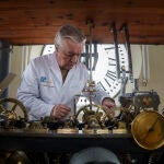 Reparación del reloj de la Puerta del Sol. David Jar