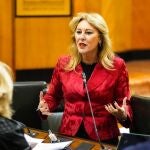 La Junta critica que el Gobierno "no haga nada" para facilitar el acceso a la vivienda: "Solo se cuele en las fotos"
