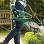 Bosch lo pone fácil: este cortasetos eléctrico se lleva el 10 en potencia y comodidad