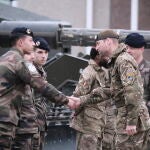 El príncipe Guillermo visita a las tropas británicas en las base militar de Tapa, en Estonia, el 21 de marzo