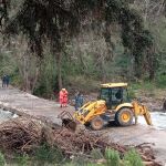 Tráfico.- Un total de 42 carreteras están cortadas al tráfico por las lluvias, una de ellas en la red principal