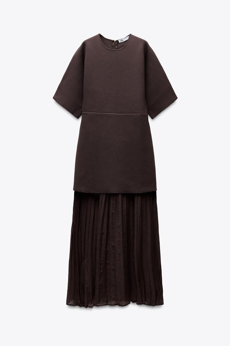 Vestido combinado.