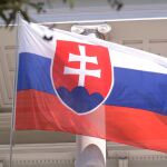 Eslovaquia.- Miles de eslovacos acusan al Gobierno de Robert Fico de "capitular" ante Rusia y piden su dimisión