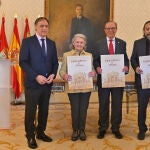 García Carbayo con los homeajeados