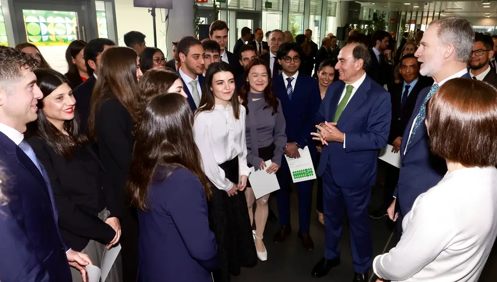 Un momento del acto de entrega de Becas
