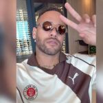 Neymar con la camiseta del St. Pauli 