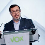 Rueda de prensa del portavoz nacional de Vox, José Antonio Fuster