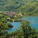 El mirador más impresionante de Asturias desde el que verás uno de sus embalses en plena naturaleza salvaje