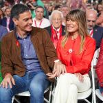 Pedro Sánchez y su mujer, Begoña Gómez, que está siendo investigada por el juez Peinado