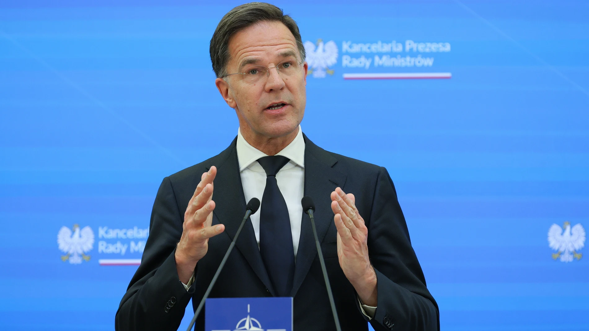 Warsaw (Poland), 26/03/2025.- North Atlantic Treaty Organization (NATO) Secretary General Mark Rutte attends a joint press conference with the Polish prime minister after their meeting at the Prime Minister's Office in Warsaw, Poland, 26 March 2025. (Polonia, Varsovia) EFE/EPA/Pawel Supernak POLAND OUT