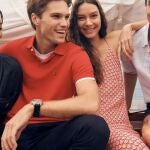 Hasta un 57% en Tommy Hilfiger: las mejores prendas para hombre y mujer con descuentazo: