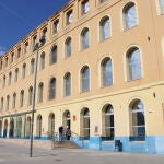 Can Fabra, la biblioteca de la discordia en Barcelona