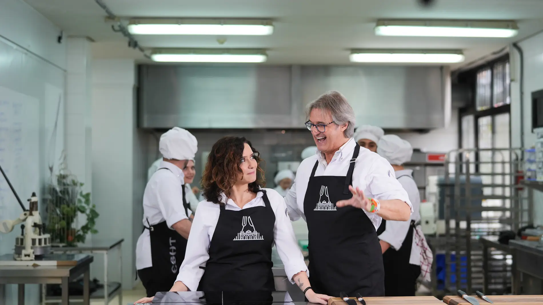 Isabel Díaz Ayuso cocinará para Telemadrid un menú con recetas de "toda la vida"