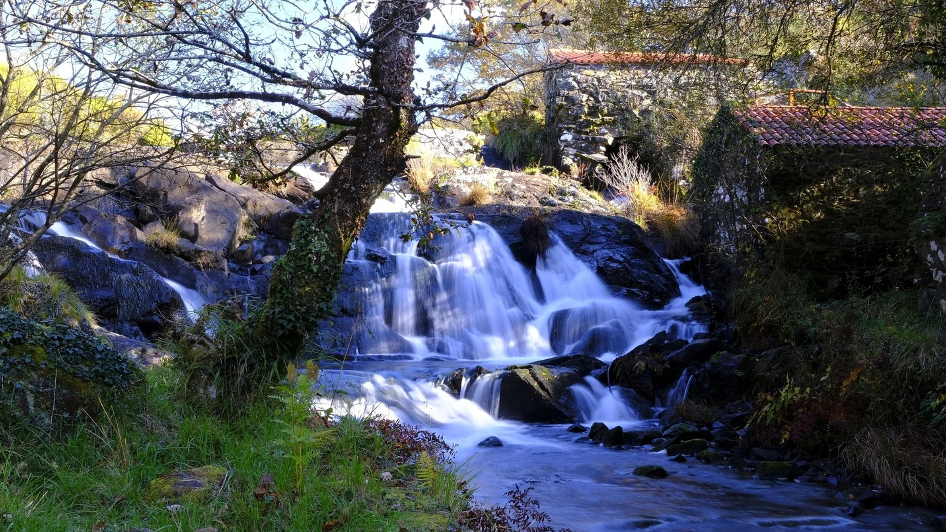 Así es una de las cascadas más infravaloradas de Galicia