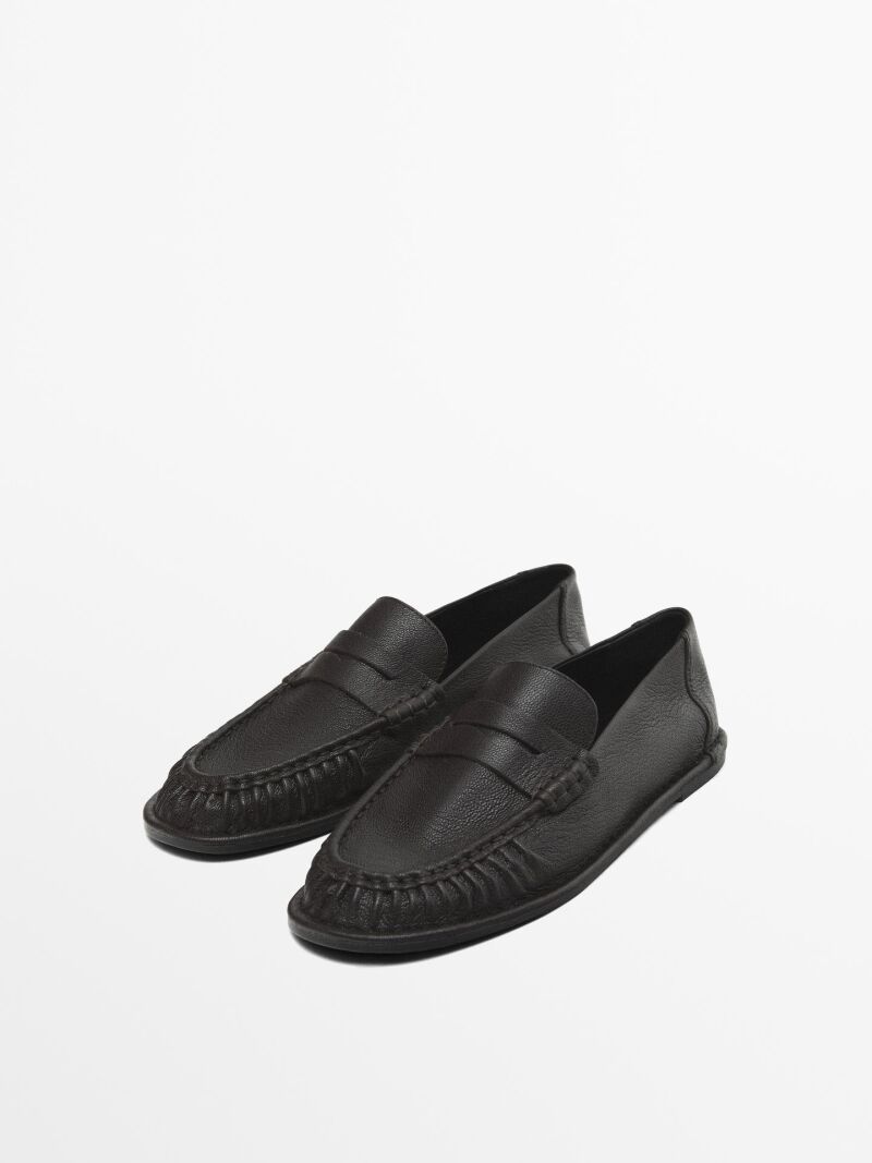 Mocasín antifaz piel.