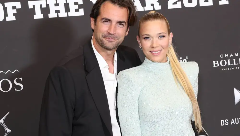 Álex Adróver y Patricia Montero