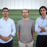 De izq. a drcha, Alfonso Chaparro, Ignacio Suárez y Miguel Linera