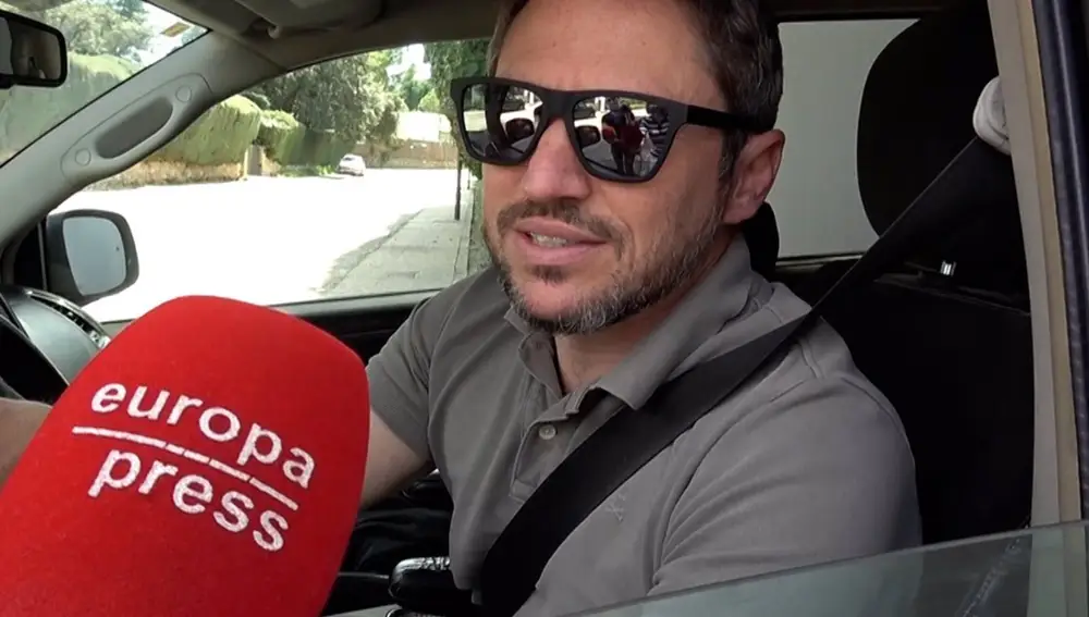 Manuel Martos da la última hora sobre la recuperación de Raphael: "Está muy animado, mejor imposible"