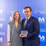 Rafael Fuentes recibe el premio