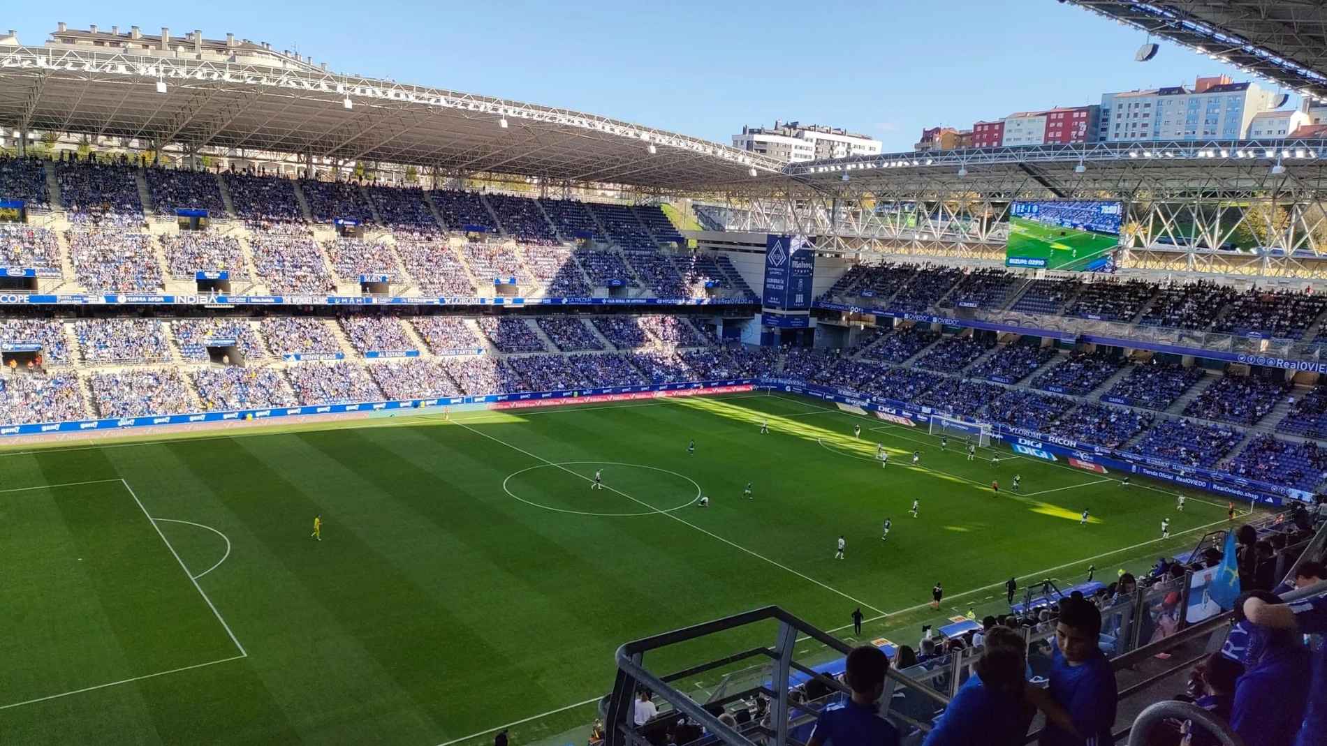 (Foto de ARCHIVO) Estadio Carlos Tartiere. Partido del Real Oviedo contra el Burgos CF. EUROPA PRESS 09/01/2025