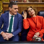 Pedro Sánchez y María Jesús Montero en la sesión del Congreso