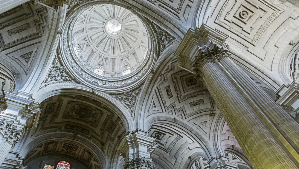 No todos los papas de la Iglesia Católica están enterrados en el Vaticano, los restos de algunos se encuentran en diferentes catedrales y lugares como España