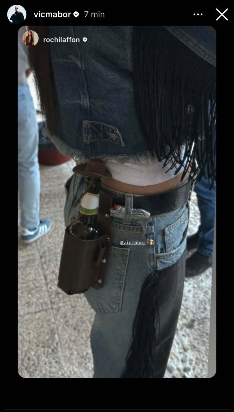 El curioso detalle del look de Vic.