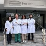 De izquierda a derecha los Drs. Patro, Carbonell, Maia y Melián del IVO.