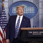 Irán.- Trump amenaza con "bombardeos" y "más aranceles" a Irán si no firma un nuevo acuerdo sobre su programa nuclear