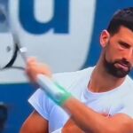 Djokovic, con el ojo derecho hinchado antes de la final del Masters 1.000 de Miami 2025