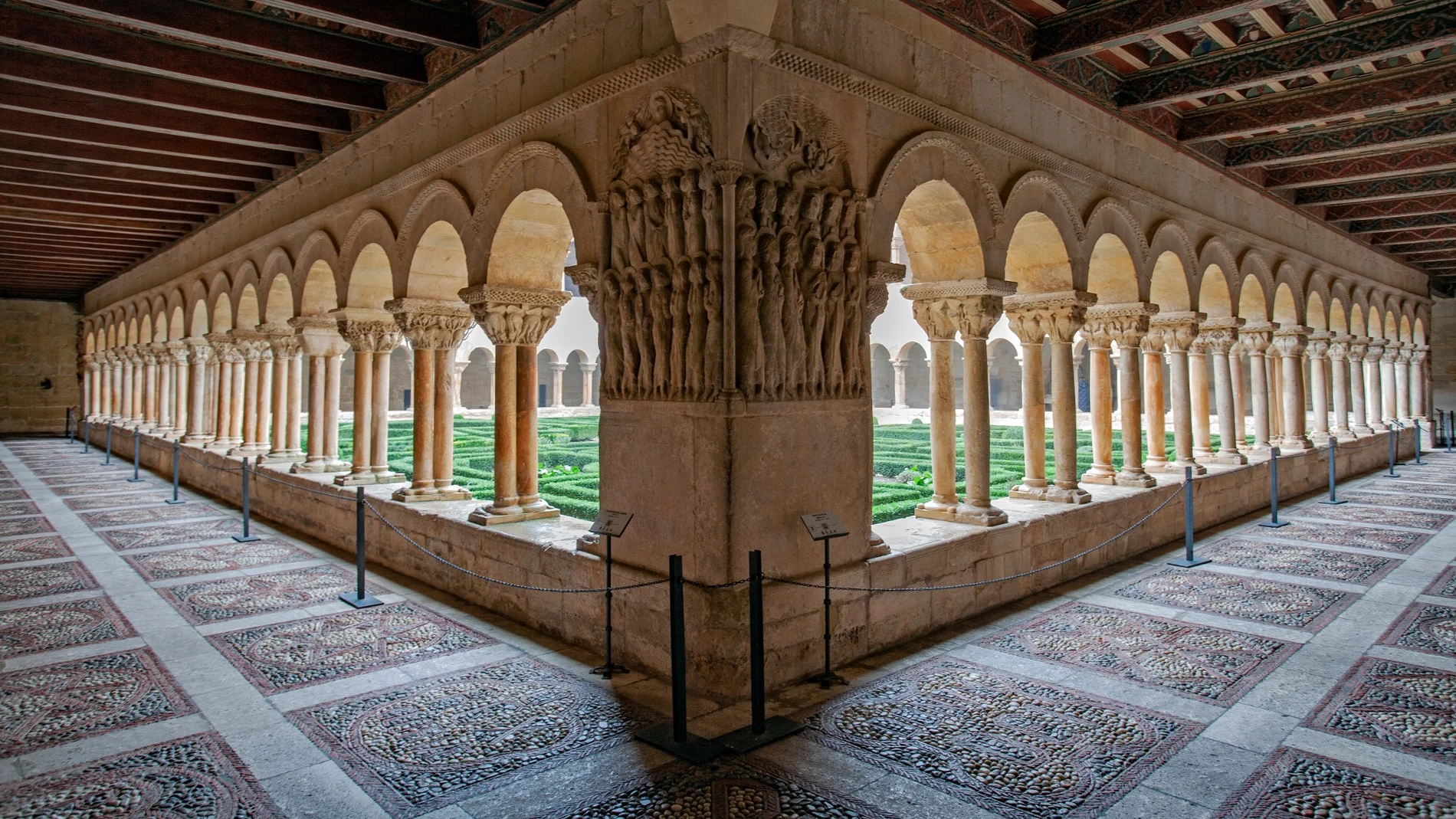 Claustro del Monasterio de Santo Domingo de Silos