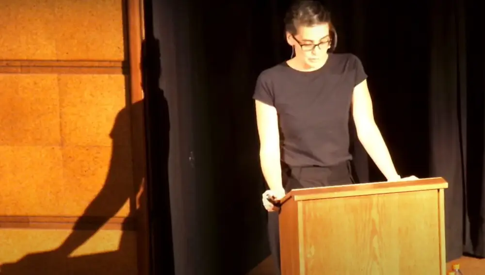 Gustrán, durante la conferencia «Historia cantada y contada de la España del siglo XX»