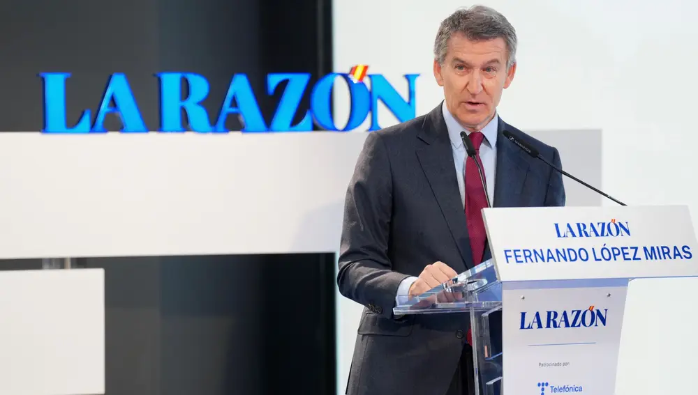 Núñez Feijóo durante la presentación de Fernando López Miras en La Razón