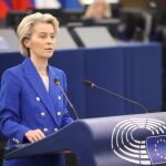 Von der Leyen avisa de que la UE tiene fuerza para "contraatacar" y un "plan sólido" ante aranceles de EEUU