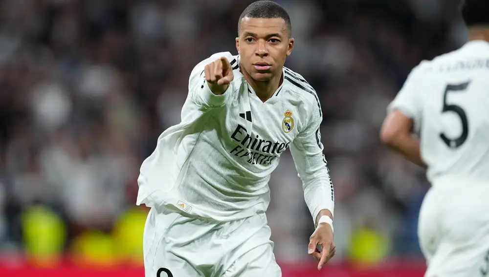 Real Madrid v Real Sociedad - Copa del Rey 2024/2025 - Semifinal
