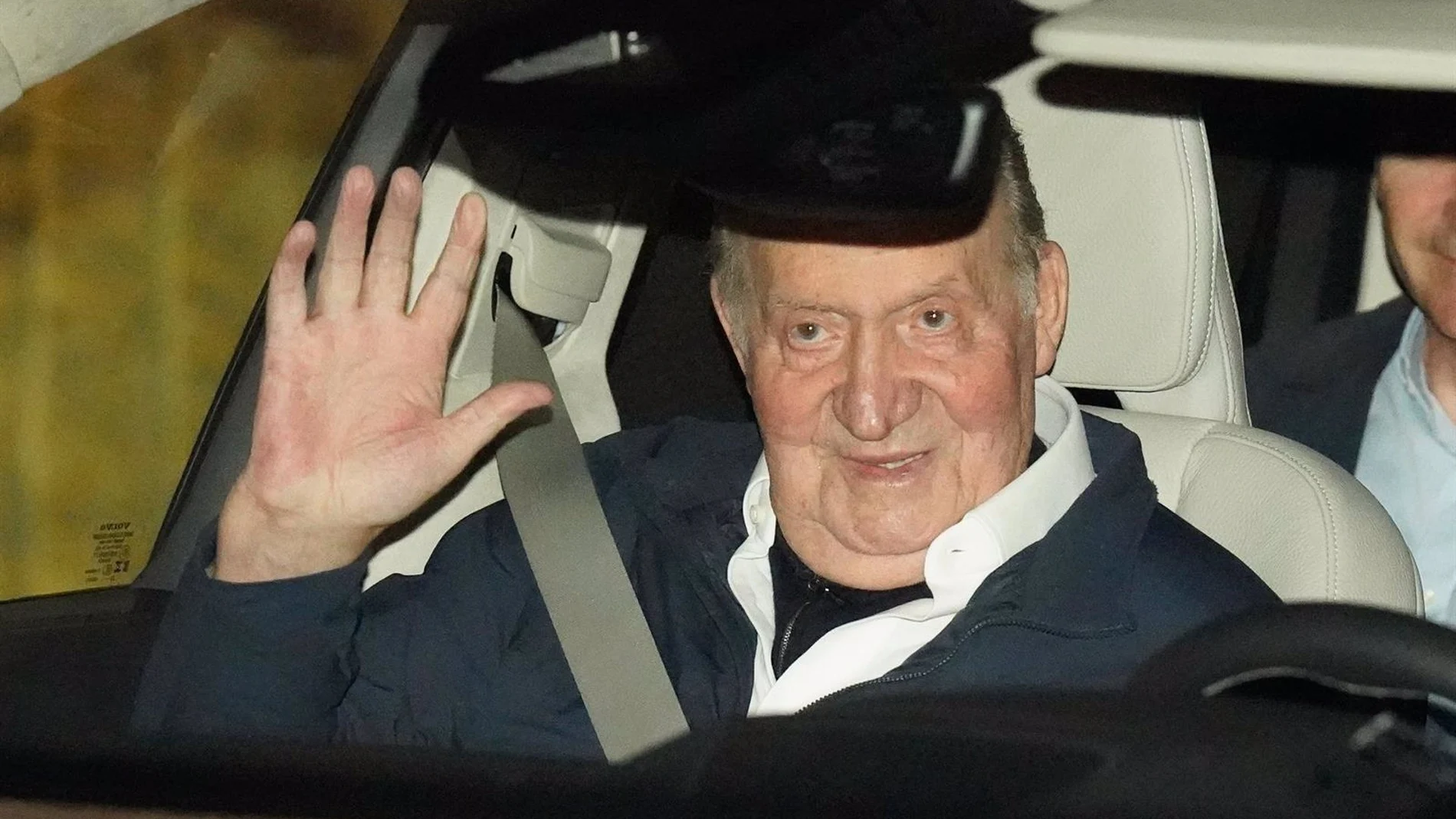 El Rey Juan Carlos amenaza con demandar a Revilla y le reclama 50.000 euros por atentar contra su derecho al honor
