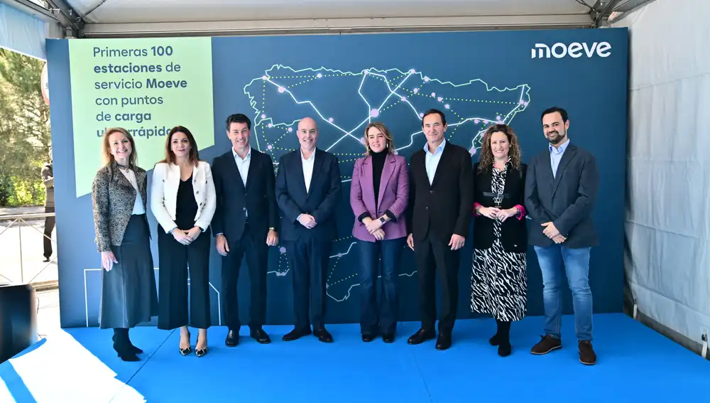 Inauguración de la estación de carga eltrarápida en la Yucatán en Madrid
