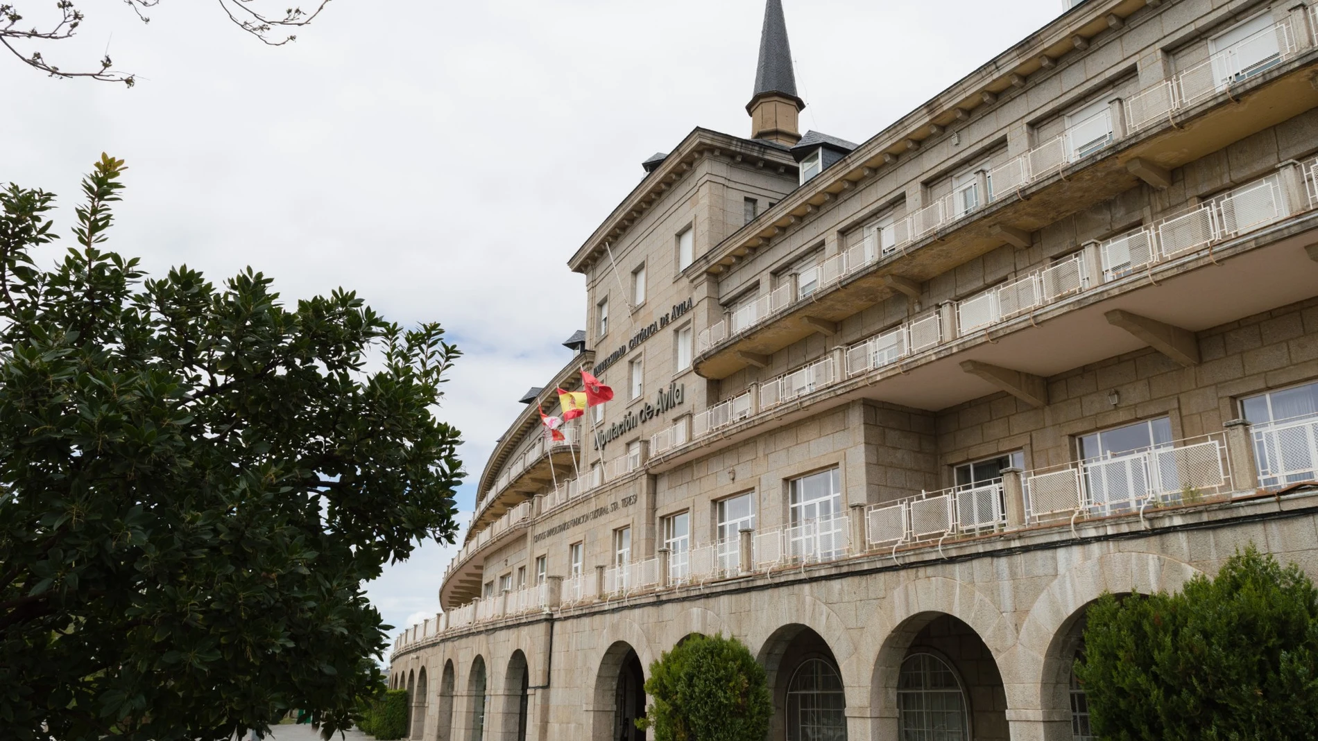 Universidad Católica de Ávila