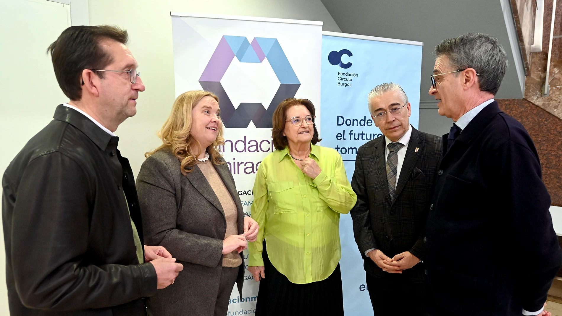 La alcaldesa de Burgos, Cristina Ayala, junto a José Luis Cuesta, Roberto Sáiz y Simona Palacios en la presentación oficial de la Declaración de Burgos: Autismo y Calidad de Vida,