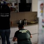 Desmantelada una clínica estética ilegal en un piso de Bilbao que realizaba tratamientos estéticos sin autorización