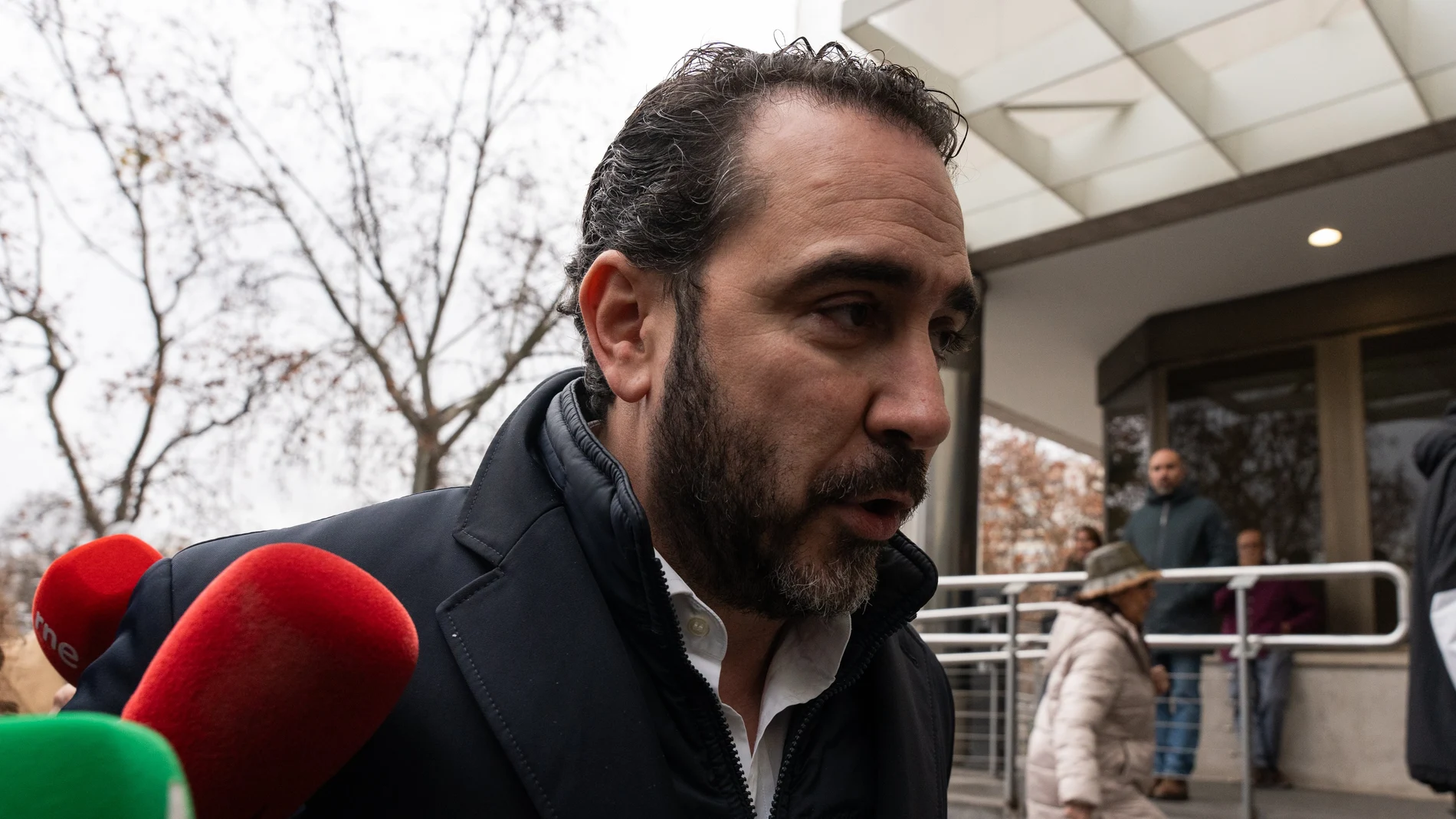 Víctor de Aldama a su llegada a los Juzgados de Plaza de Castilla, a 22 de enero de 2025, en Madrid (España).