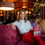 Pilar Eyre presena su novela 'Señoras bien'