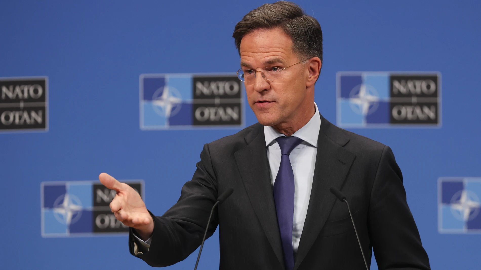 Brussels (Belgium), 02/04/2025.- NATO Secretary-General Mark Rutte speaks during a press conference ahead to a North Atlantic Treaty Organization (NATO) foreign ministers' meeting at the alliance's headquarters in Brussels, Belgium, 02 April 2025. The meetings of NATO Ministers of Foreign Affairs will take place on 03 and 04 April. (Bélgica, Bruselas) EFE/EPA/OLIVIER HOSLET