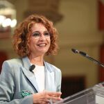 Economía.- (AMP) Montero anuncia un plan de "alivio económico" para ayuntamientos "en riesgo financiero"