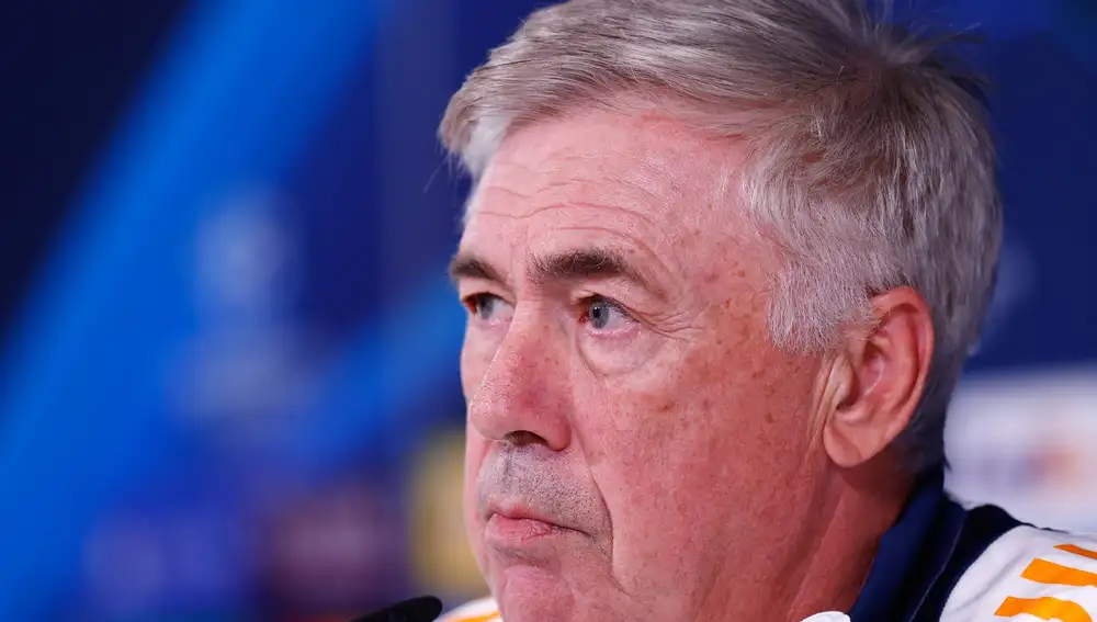 MADRID.-Carlo Ancelotti, en el banquillo acusado de defraudar un millón de euros a Hacienda con derechos de imagen