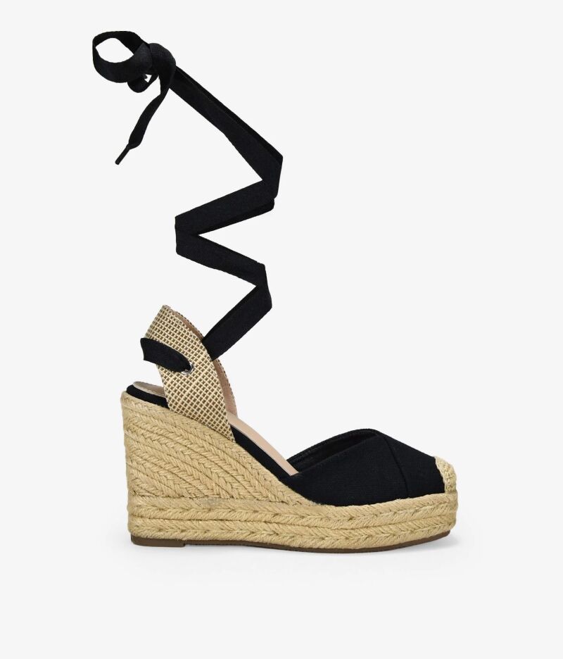 Cuñas en negro.